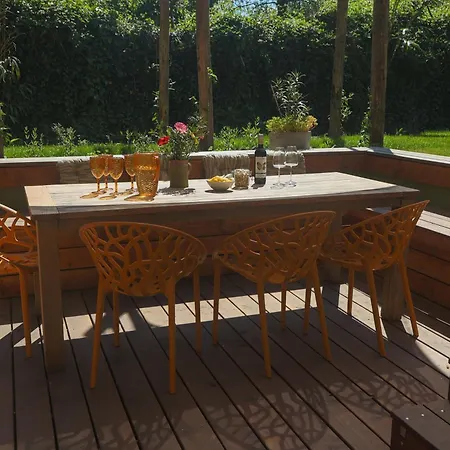 Juneberry Vila Bergen