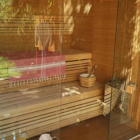 Juneberry Vila Bergen