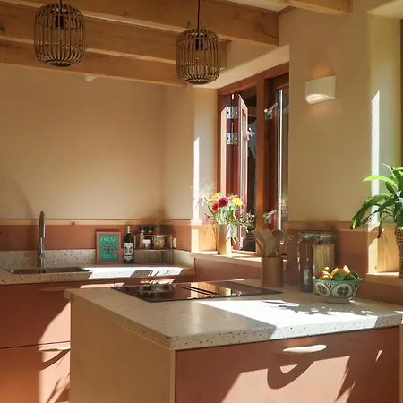 Villa Juneberry